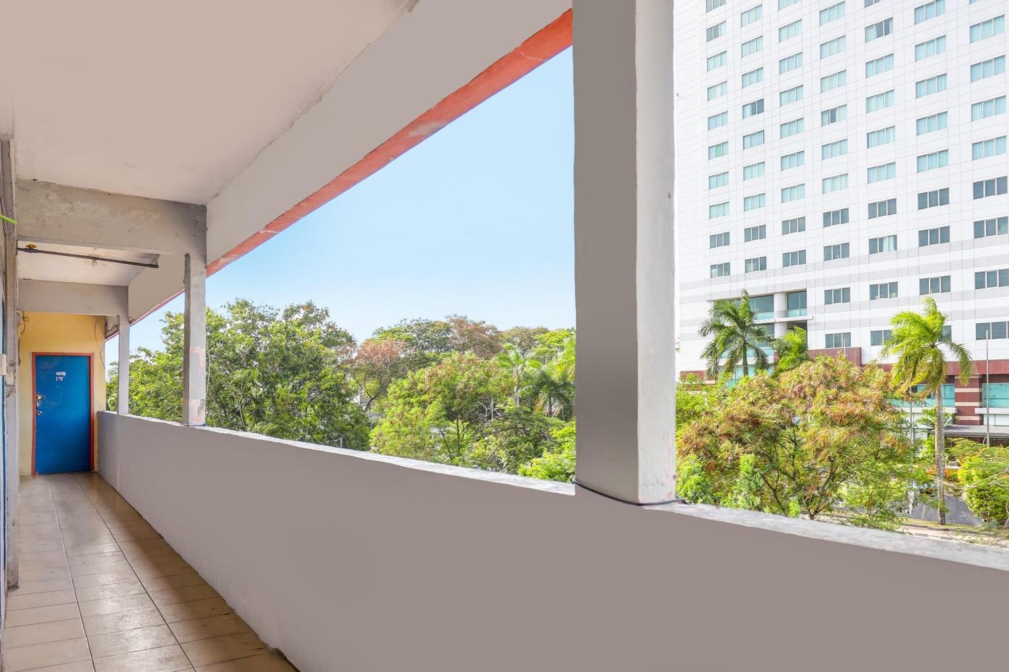 Oyo 92322 Hasan House Syariahnearpelabuhan Feri Harbor Bay Nagoya Exteriör bild